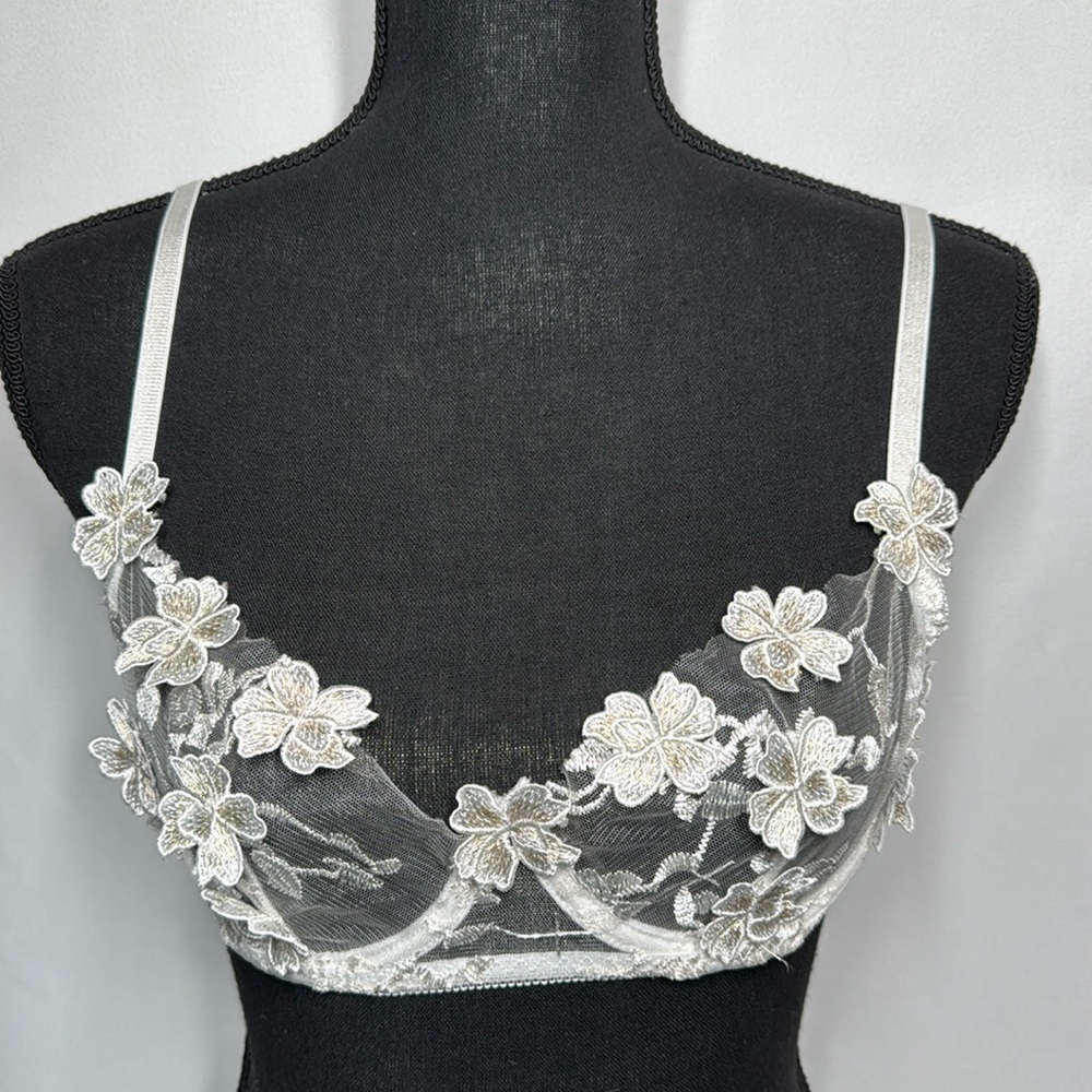 ❤️3/$30 Floral Lace Underwire Bra